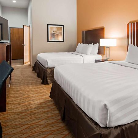 Best Western Plus Spring Inn & Suites Экстерьер фото